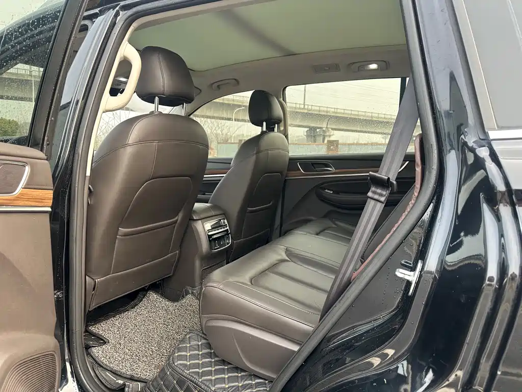 Roewe RX8 2018 30T Intelligent Networked Four-wheel Drive Supreme Edition купить на сайте DeffCars