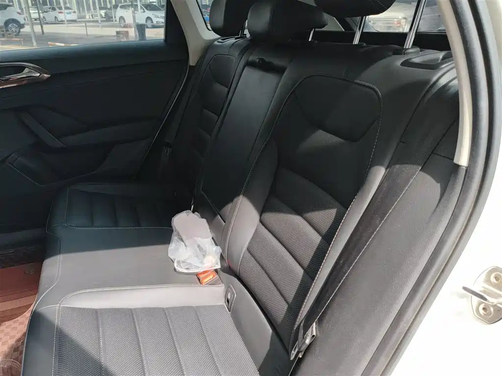 Tuyue 2021 280TSI two-wheel drive luxury version PLUS купить на сайте DeffCars