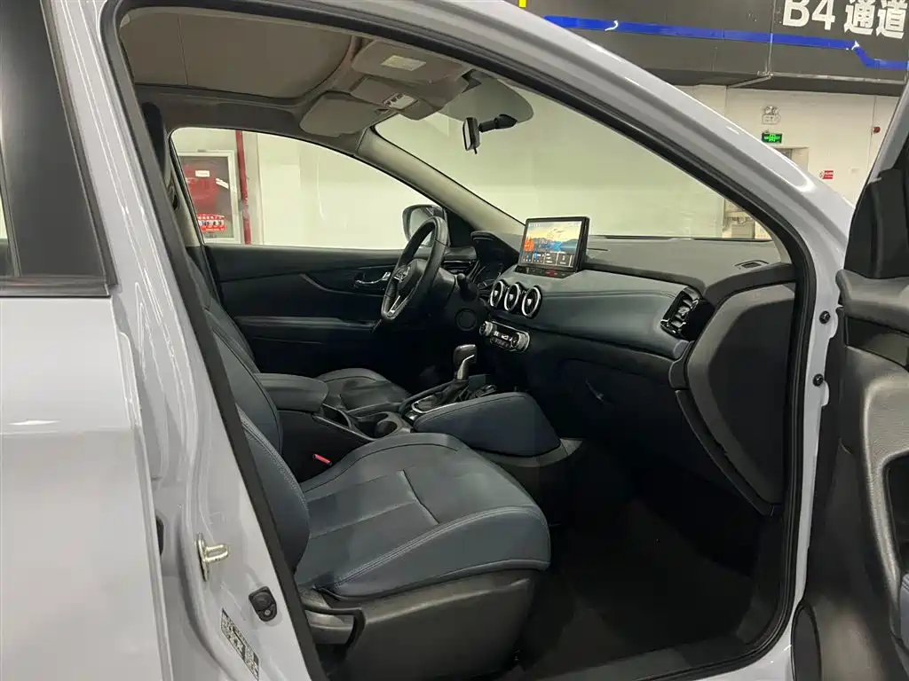 Qashqai 2025 Honor 2.0L CVT XV+ Leading Edition купить на сайте DeffCars