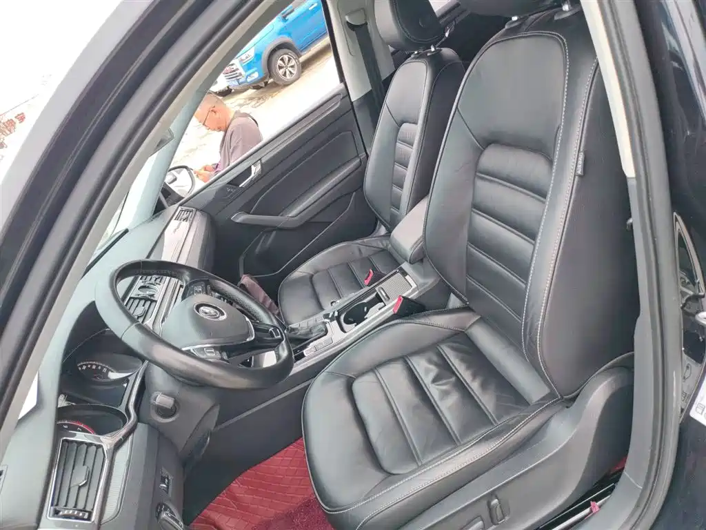 Passat 2017 330TSI DSG Premium Edition купить на сайте DeffCars