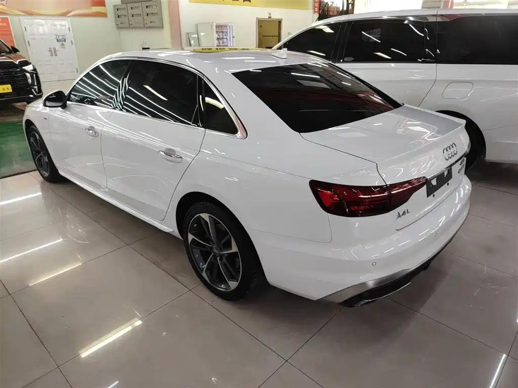 Audi A4L 2020 40 TFSI Fashionable and Dynamic купить на сайте DeffCars