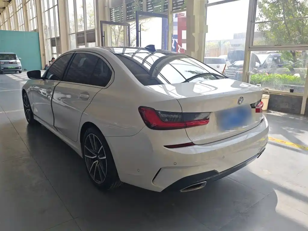 BMW 3 Series 2021 325Li M Sports Package купить на сайте DeffCars