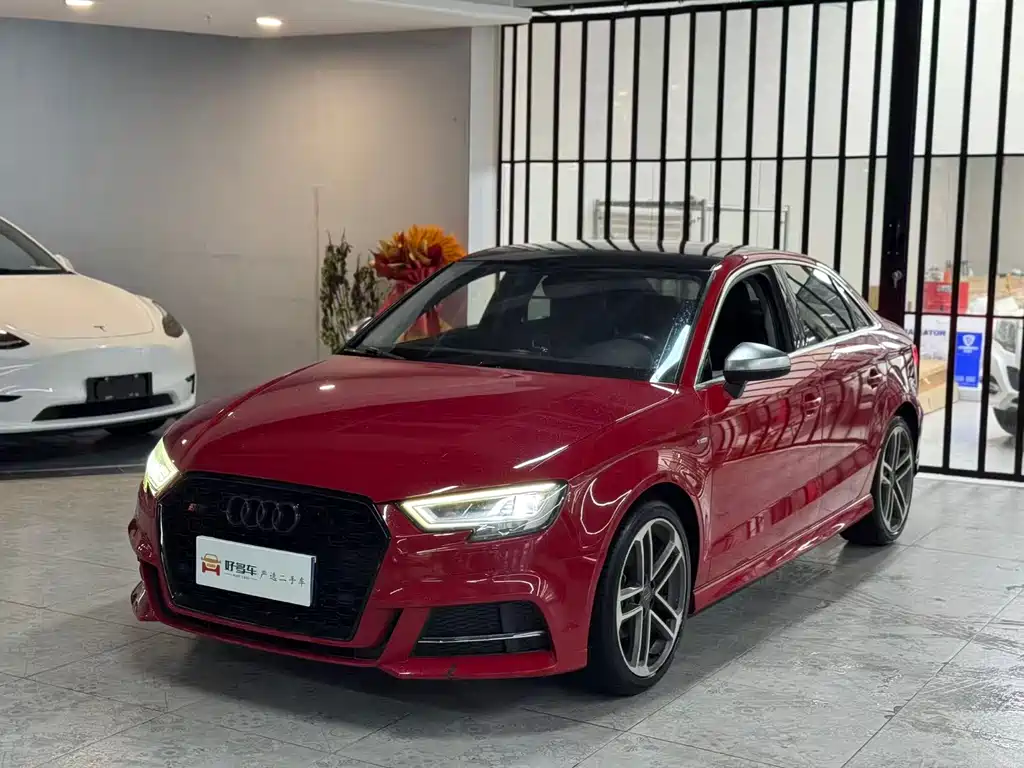 Audi A3 2017 Limousine 35 TFSI Sports купить на сайте DeffCars