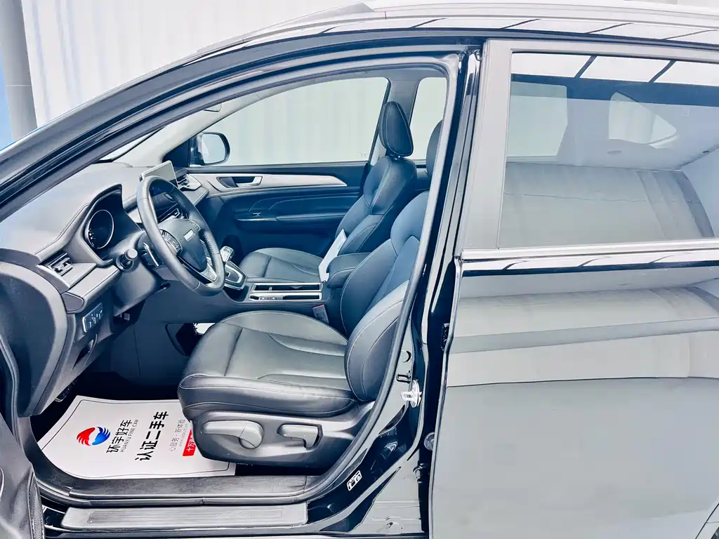Haval M6 2021 PLUS 1.5T DCT luxury smart connected model купить на сайте DeffCars
