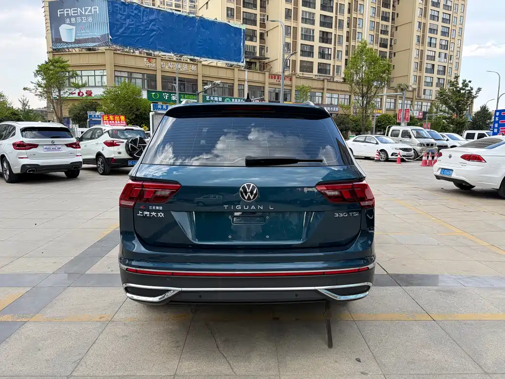 Tiguan L 2022 330TSI automatic two-wheel drive comfort version купить на сайте DeffCars