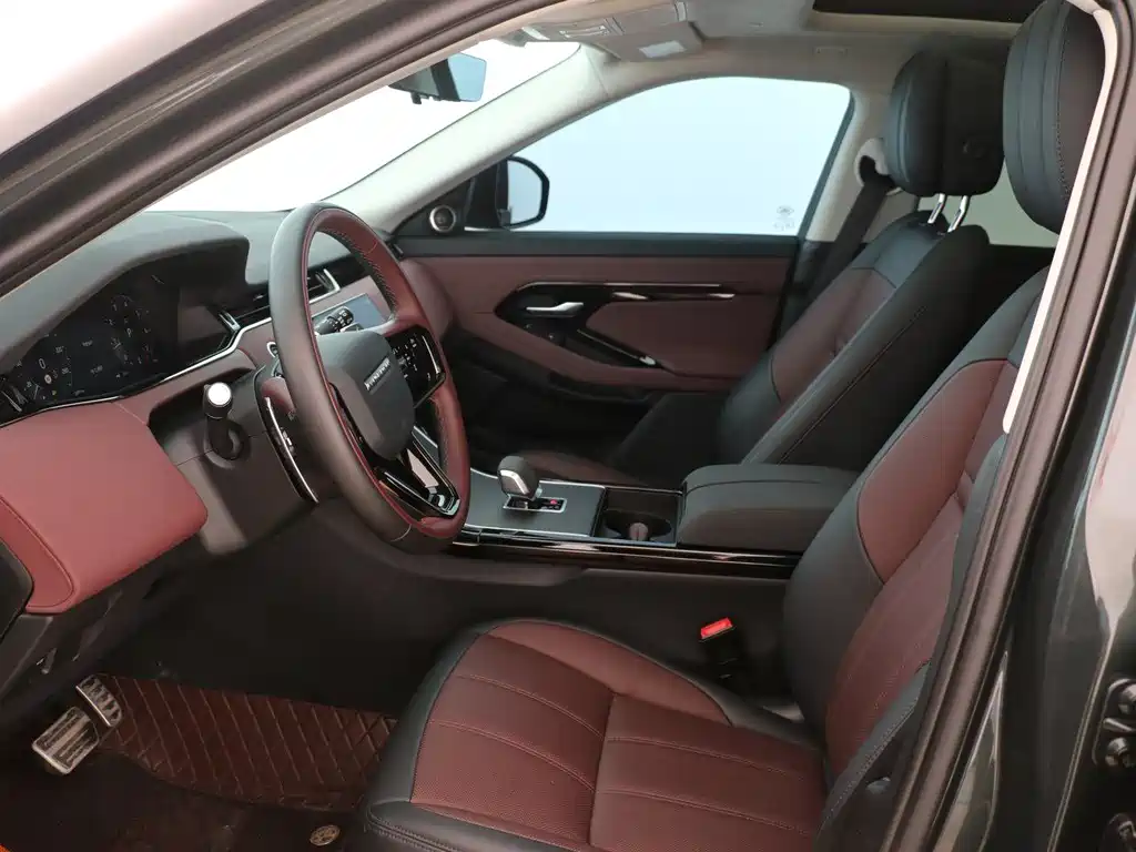Range Rover Evoque 2024 Range Rover Evoque L SE Yuguang Zunyao Edition купить на сайте DeffCars