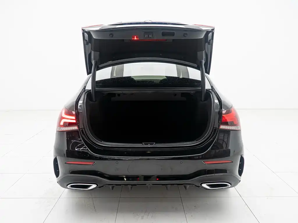 Mercedes-Benz A-Class 2020 Facelift A 200 L Sports Sedan Fashionable купить на сайте DeffCars