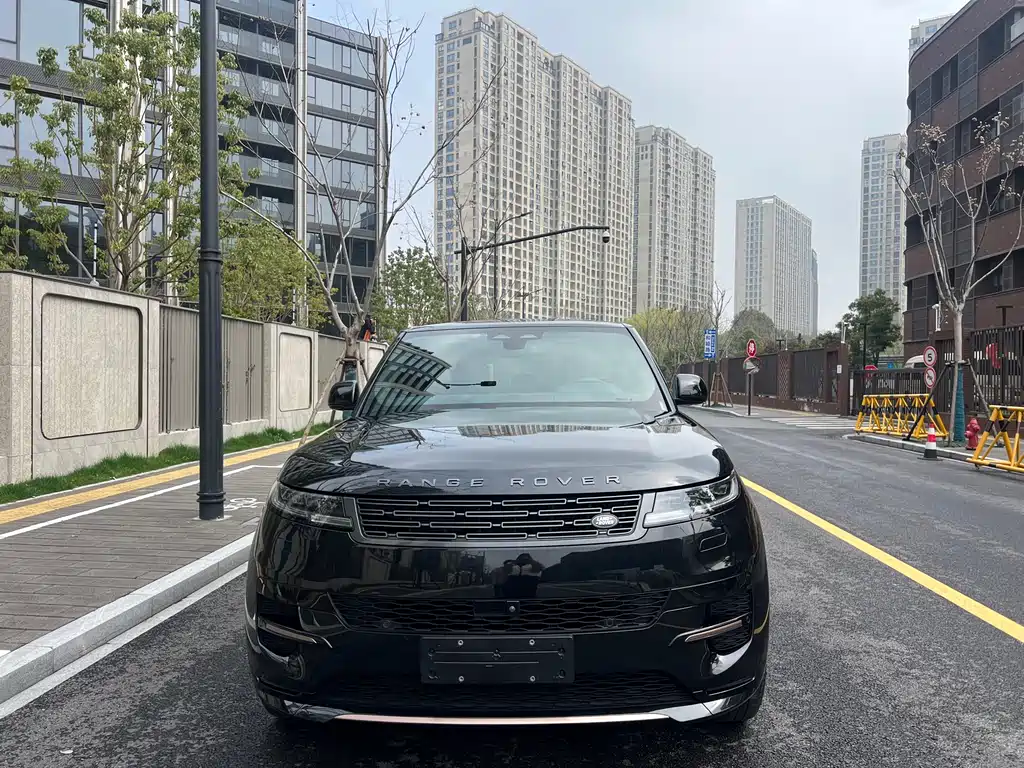 Range Rover Sport 2023 400PS Dynamic SE купить на сайте DeffCars