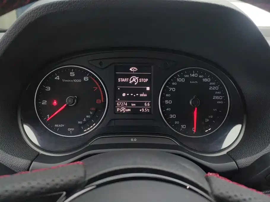 Audi Q2L 2018 35 TFSI launches exclusive version, National VI купить на сайте DeffCars