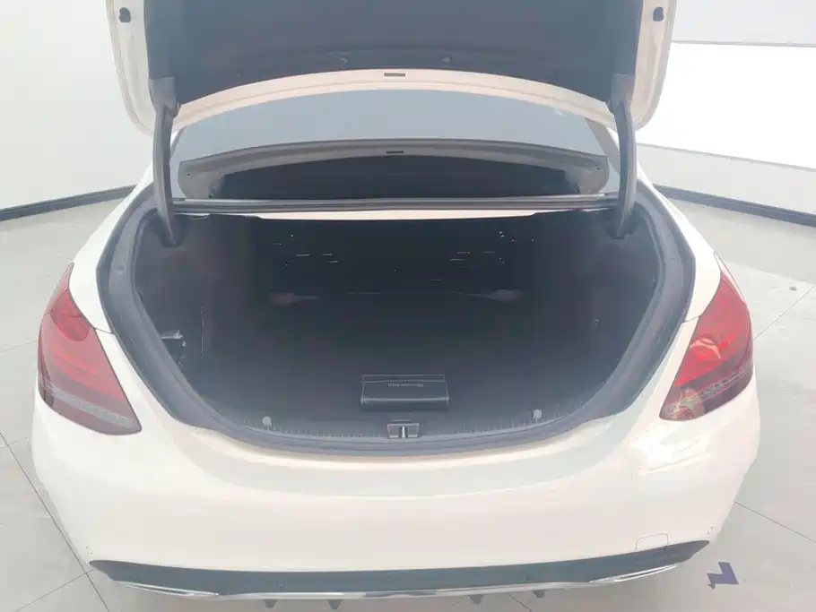 Mercedes-Benz C-Class 2020 facelift C 260 L sports version купить на сайте DeffCars