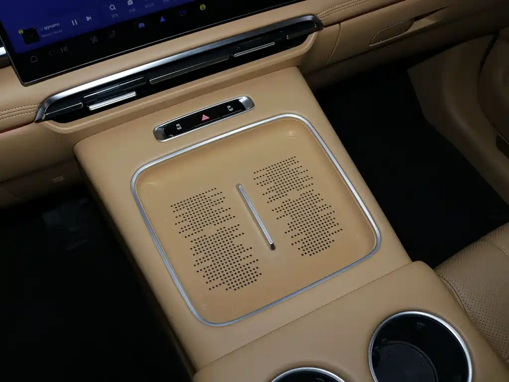 Lantu Dreamer 2025 PHEV four-wheel drive flagship Kunpeng version купить на сайте DeffCars