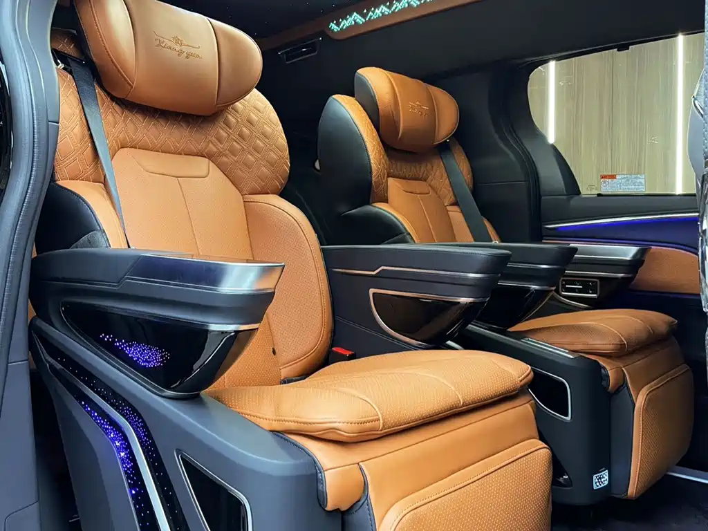 SIENNA 2026 2.5L dual-engine four-wheel drive premium version купить на сайте DeffCars