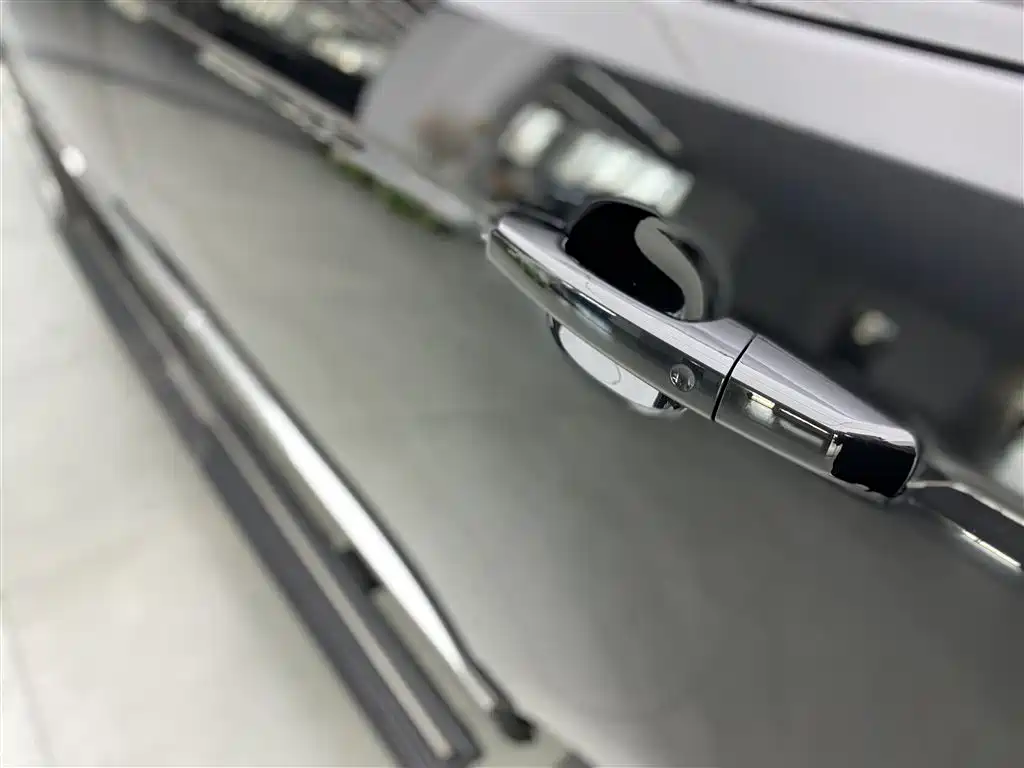 Range Rover 2022 3.0 L6 400PS Legendary Extended Classic Edition купить на сайте DeffCars