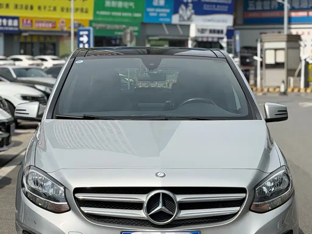 Mercedes-Benz B-Class 2015 B 200 Dynamic купить на сайте DeffCars