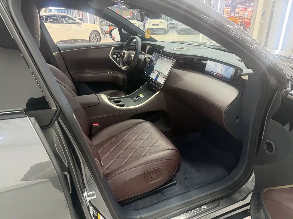 Avita 11 2025 facelift Max extended range version купить на сайте DeffCars