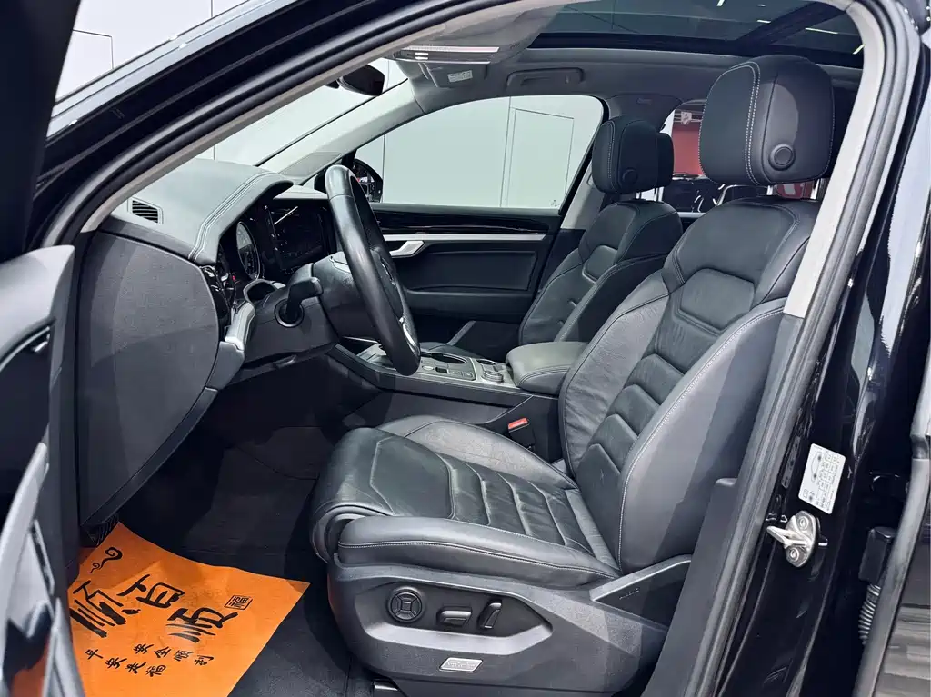 Touareg 2019 2.0TSI Pilot Edition National VI купить на сайте DeffCars