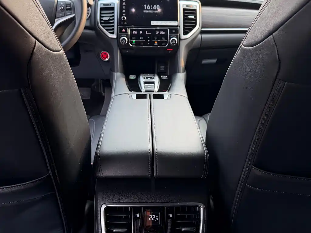 Honda UR-V 2017 370TURBO four-wheel drive exclusive version National V купить на сайте DeffCars