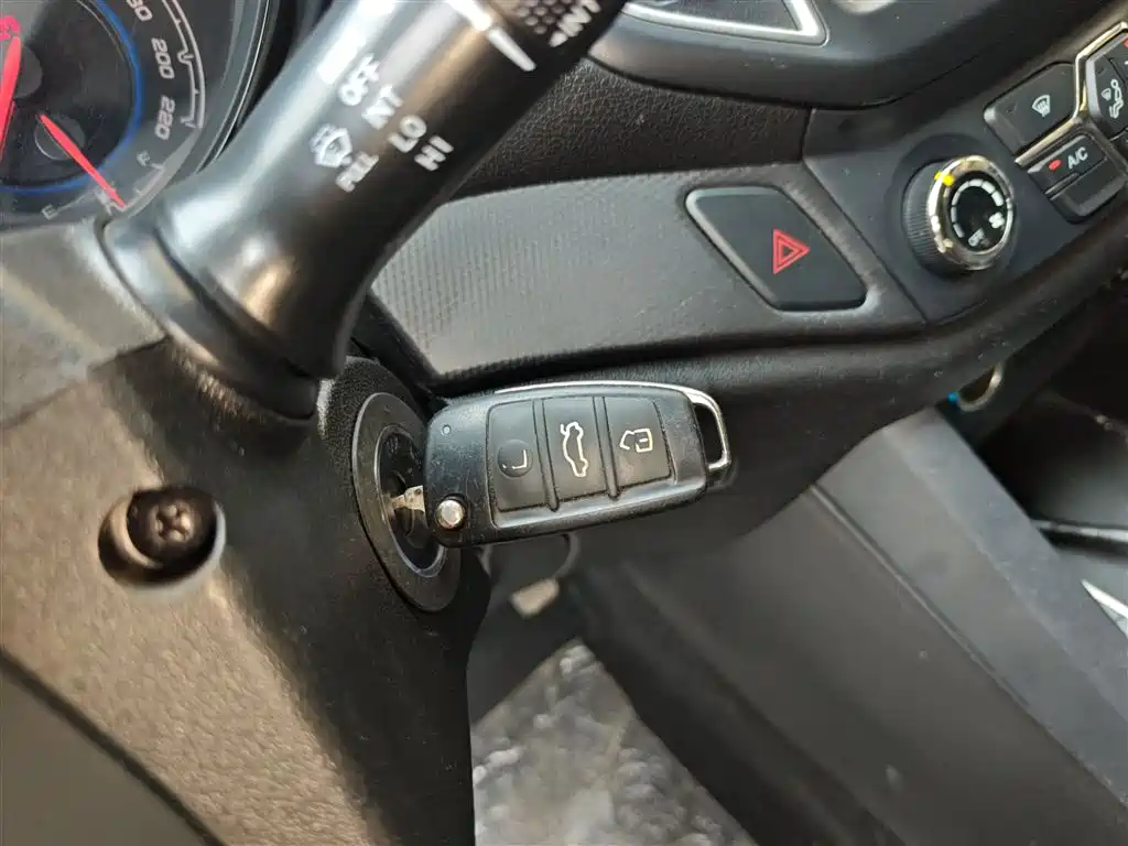 Kaiyi X5 2017 2.0L CVT luxury model купить на сайте DeffCars