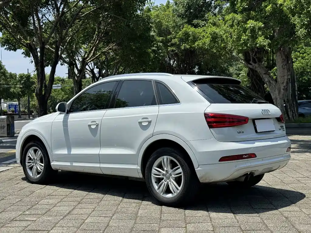 Audi Q3 2015 35 TFSI quattro technology купить на сайте DeffCars