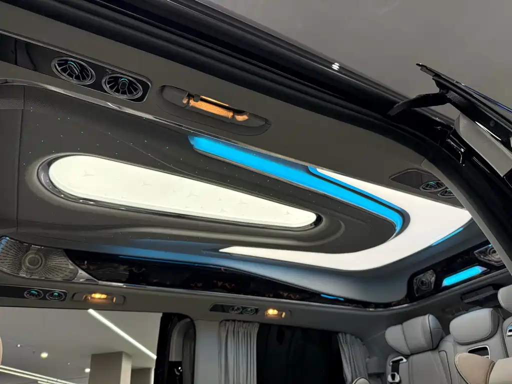 Vito 2023 2.0T Business Edition 7 seats купить на сайте DeffCars