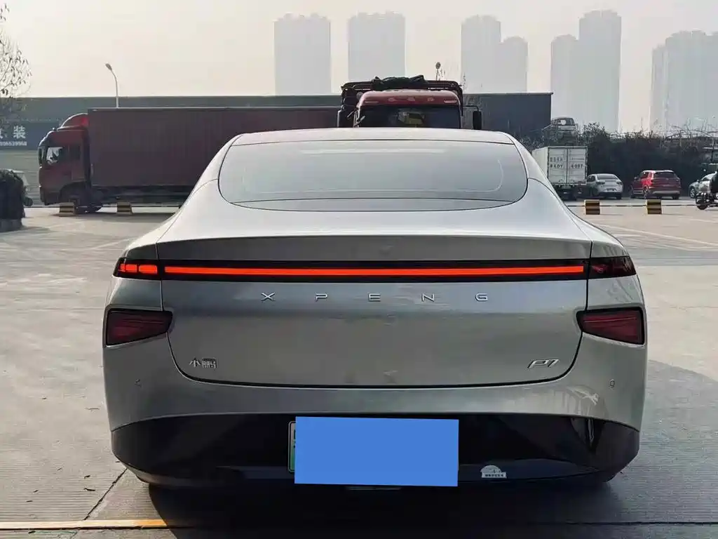 Xpeng P7 2023 model P7i 702 Pro купить на сайте DeffCars