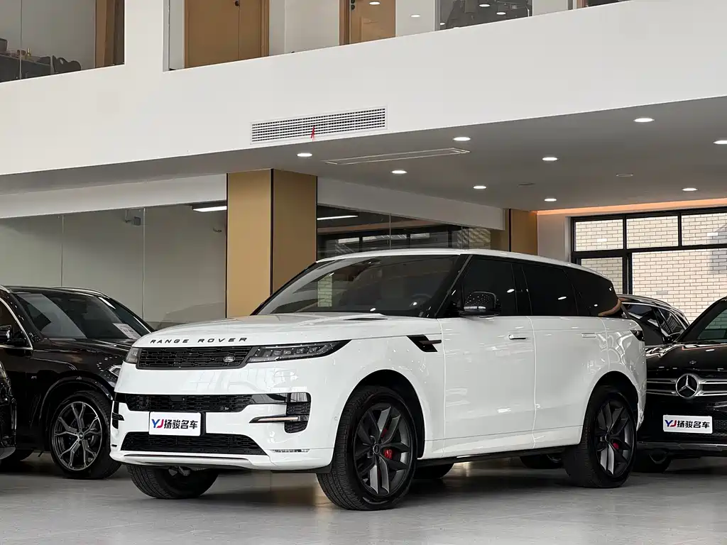 Range Rover Sport 2025 400PS Dynamic SE купить на сайте DeffCars