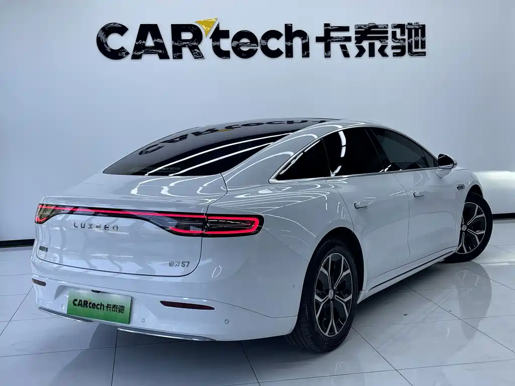 Zhijie S7 2024 Pro купить на сайте DeffCars