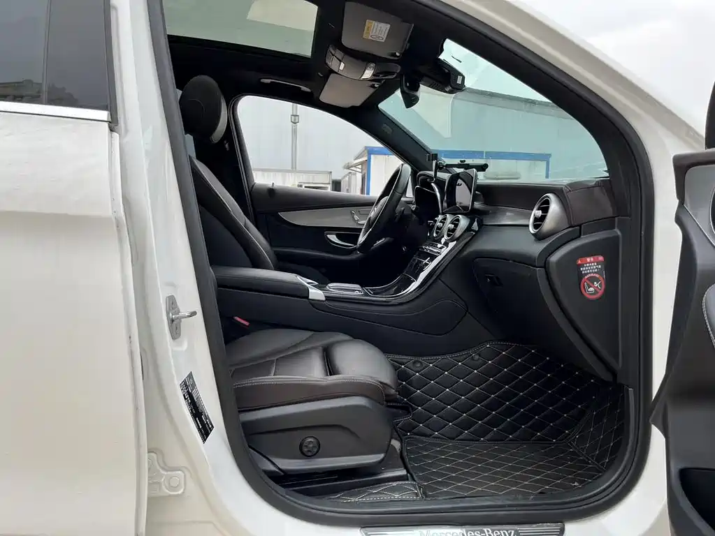 Mercedes-Benz GLC 2020 facelift GLC 260 L 4MATIC dynamic купить на сайте DeffCars