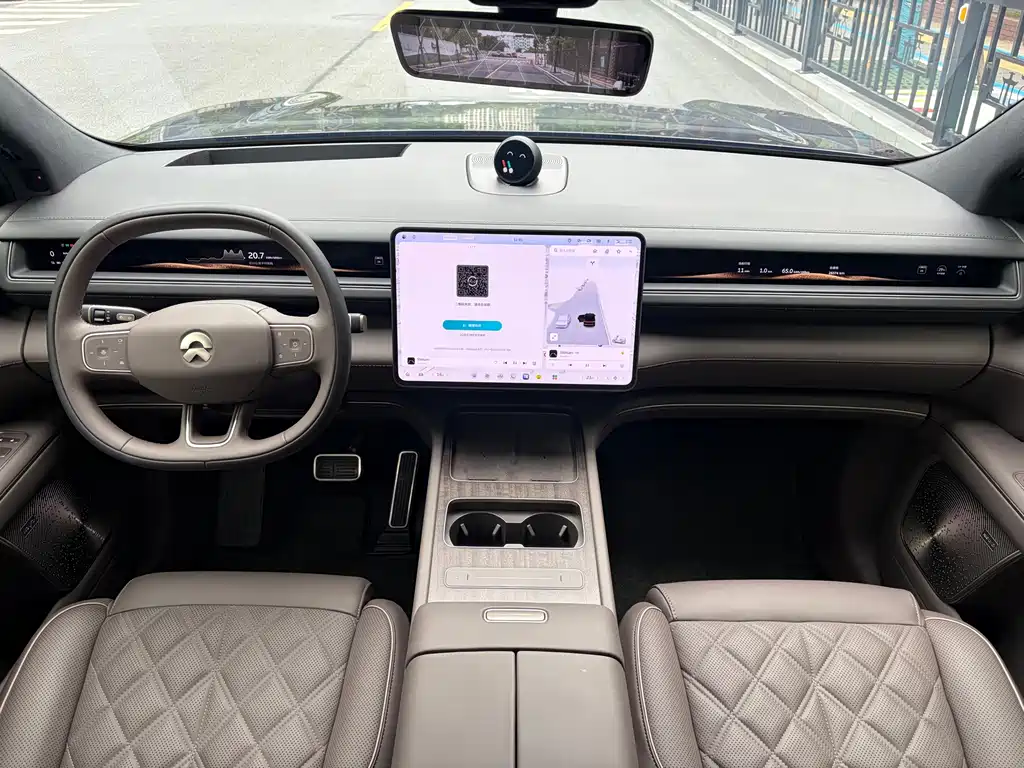 NIO ES8 2026 Six-seater Executive Signature Edition купить на сайте DeffCars