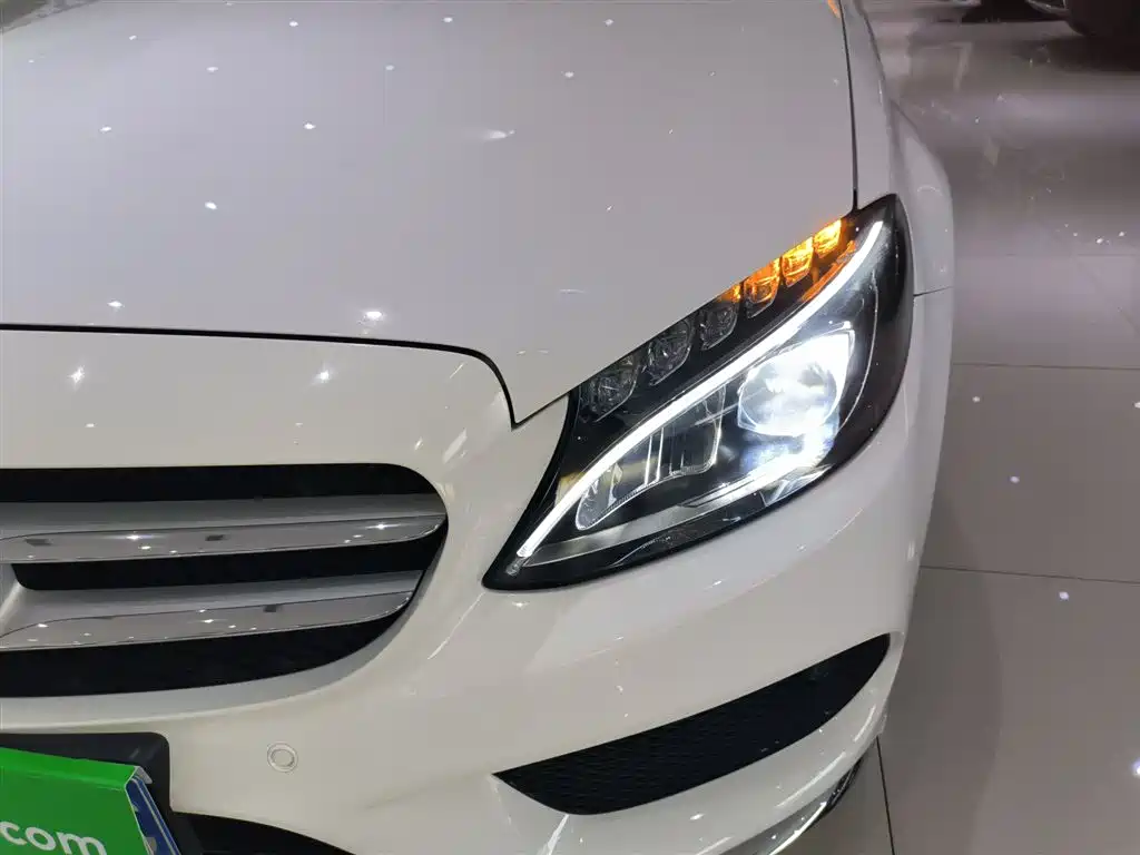 Mercedes-Benz C-Class 2018 C 200 L Sports Edition купить на сайте DeffCars