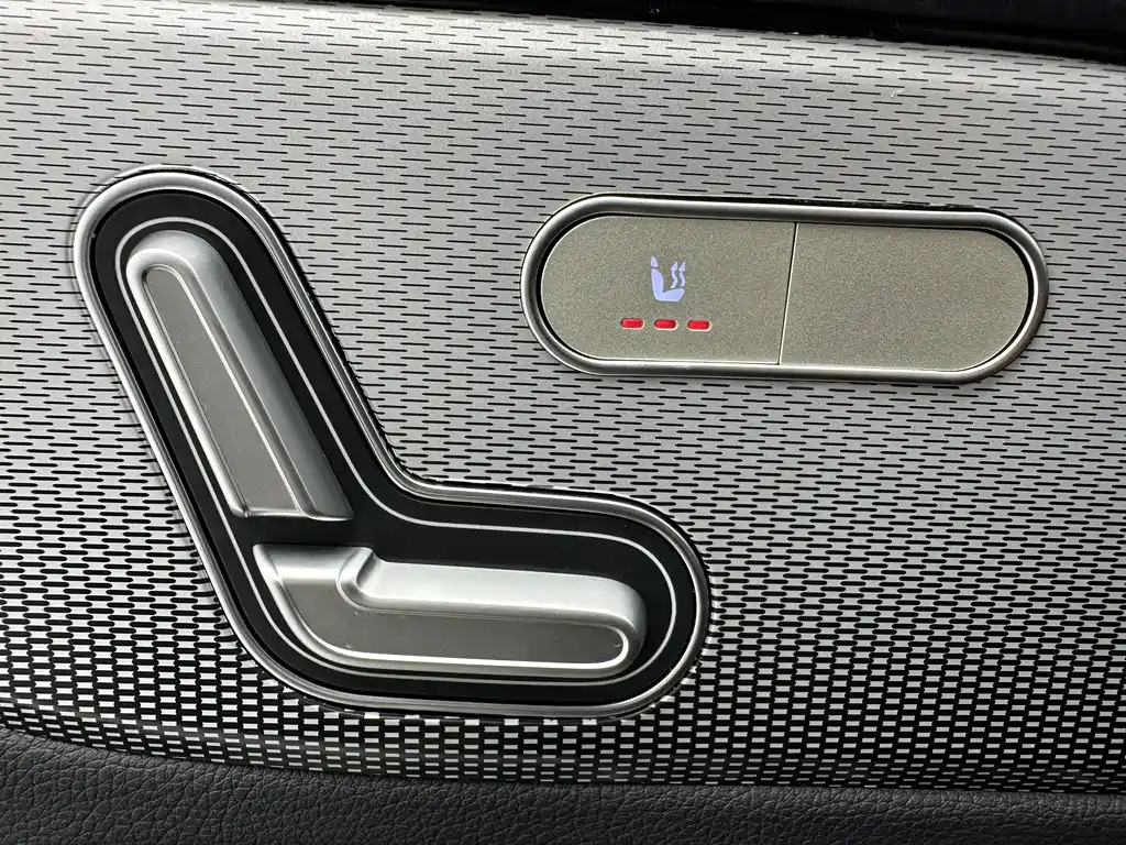 Mercedes-Benz GLB 2021 GLB 180 Fashion Model купить на сайте DeffCars