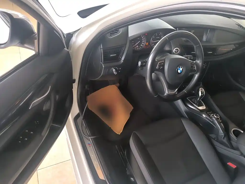 BMW X1 2015 sDrive18i advanced version купить на сайте DeffCars