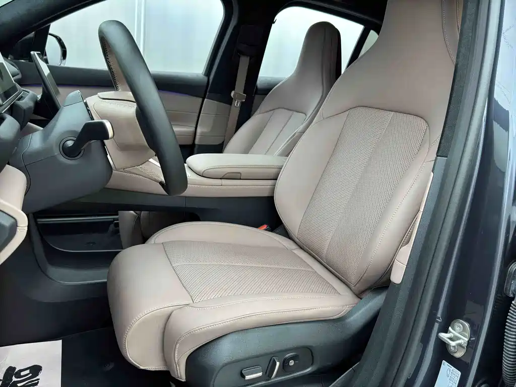 NIO EC6 2024 model 75kWh купить на сайте DeffCars