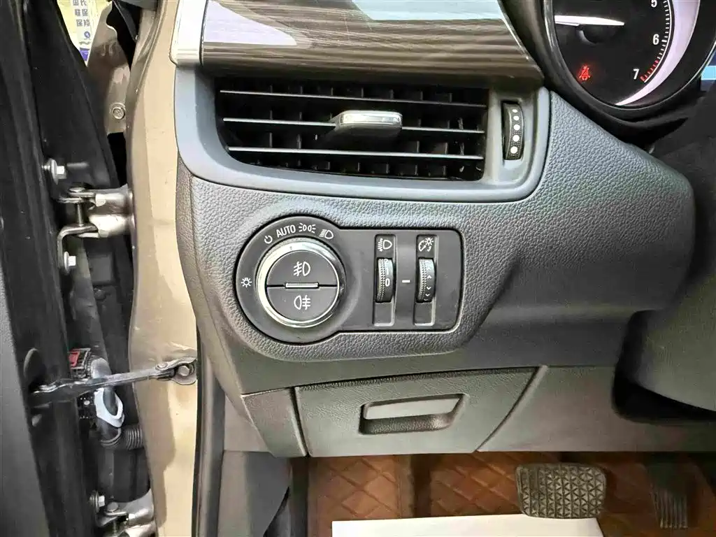 Envision Plus 2018 20T two-wheel drive elite model купить на сайте DeffCars