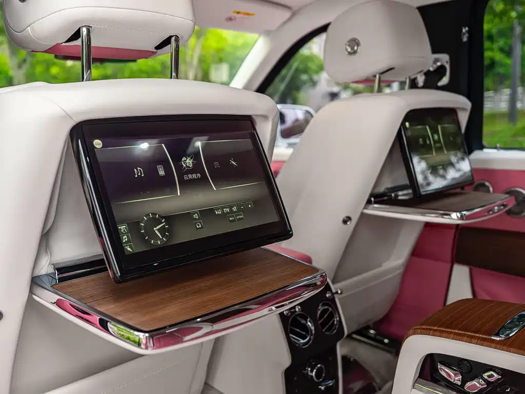 Cullinan 2018 four-seat version купить на сайте DeffCars