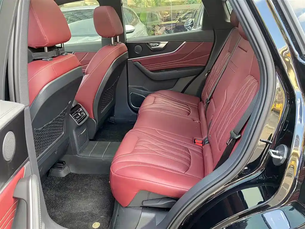 Hongqi HS5 2026 2.0T two-wheel drive Xuanying Edition купить на сайте DeffCars