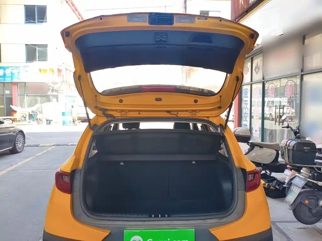 Yipao 2019 1.4L automatic sports version National VI купить на сайте DeffCars