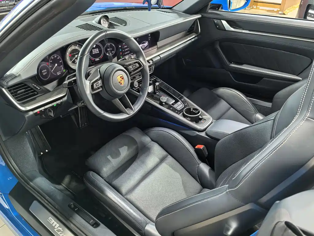 Porsche 911 2023 Turbo S Cabriolet 3.7T купить на сайте DeffCars