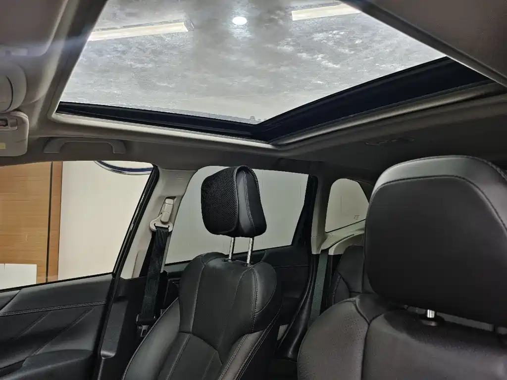 Forester 2022 2.0i AWD Deluxe Edition EyeSight купить на сайте DeffCars