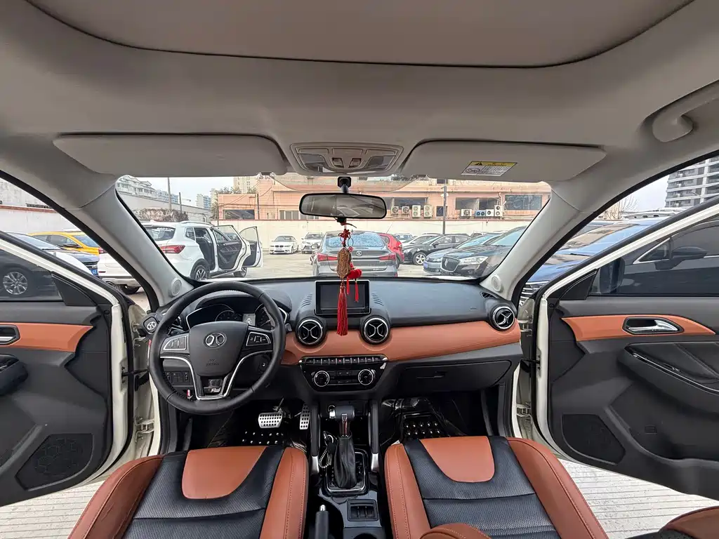 Saab X35 2016 1.5L automatic luxury version купить на сайте DeffCars