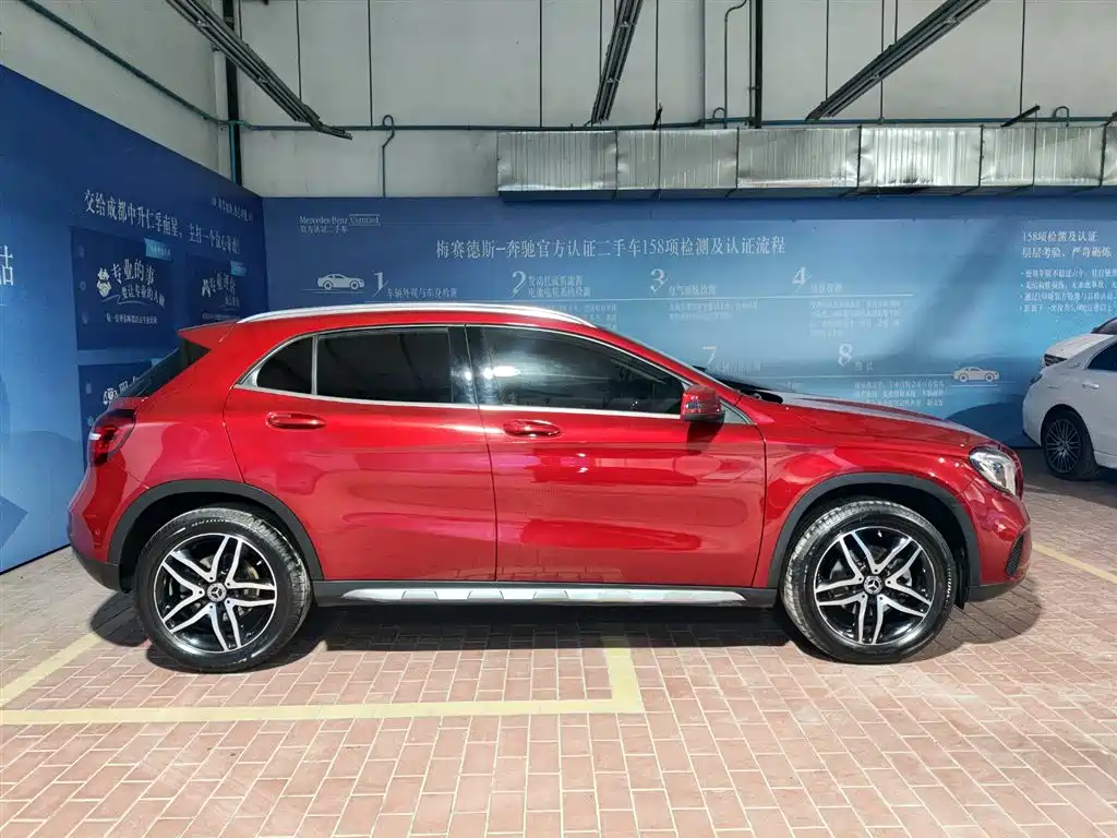 Mercedes-Benz GLA 2017 GLA 200 Fashion Model купить на сайте DeffCars