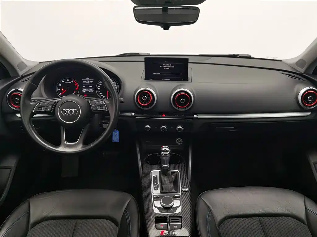 Audi A3 2019 Limousine 35 TFSI Fashion Type National VI купить на сайте DeffCars