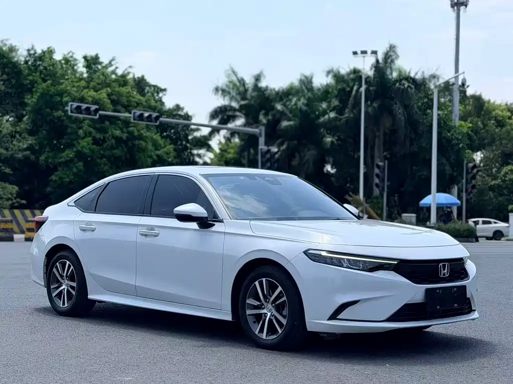 Stylish 2023 240TURBO CVT Exclusive Edition купить на сайте DeffCars