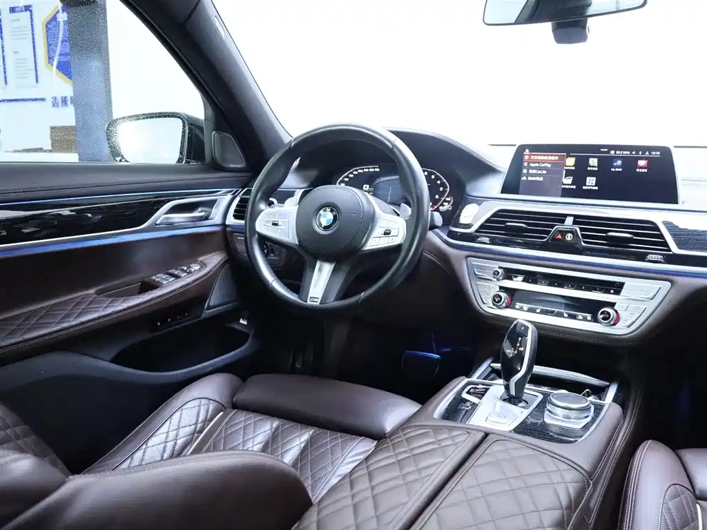 BMW 7 Series 2019 740Li Leading M Sports Package купить на сайте DeffCars