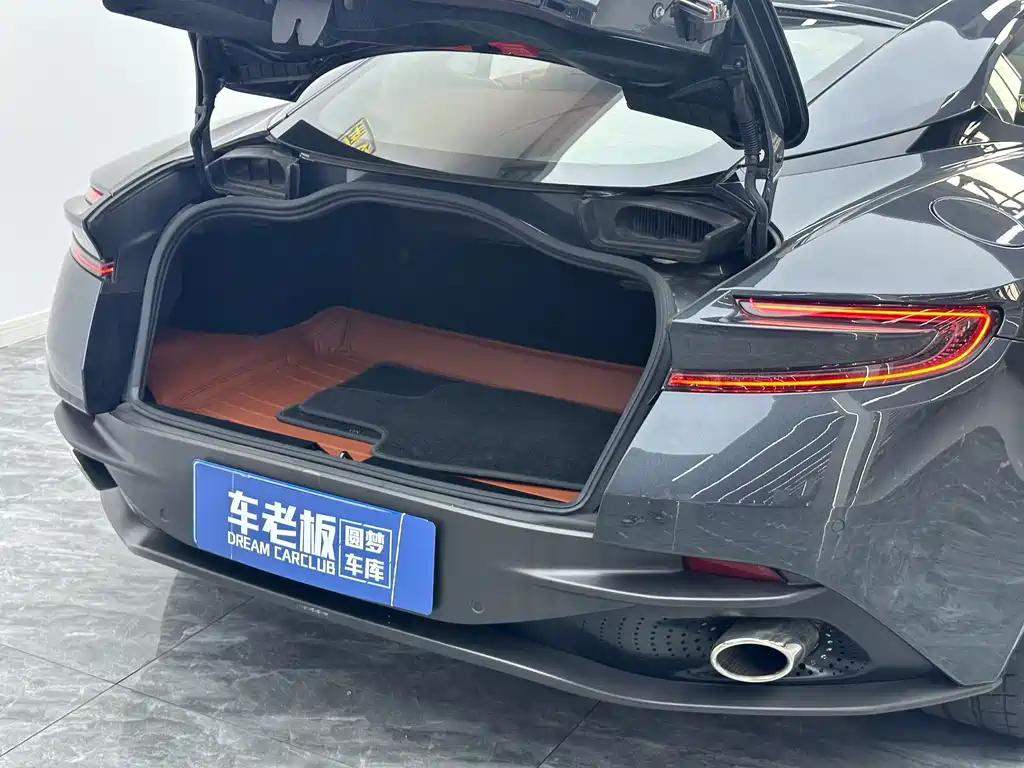 Aston Martin DB11 2019 4.0T V8 Coupe купить на сайте DeffCars