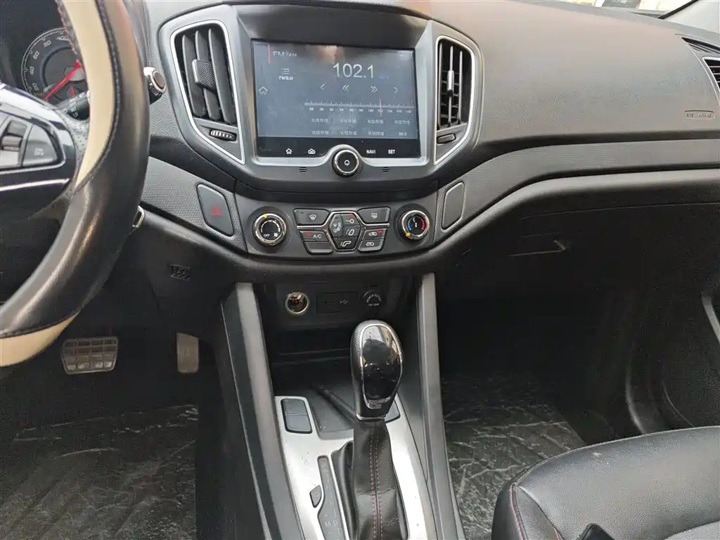 Kaiyi X5 2017 2.0L CVT luxury model купить на сайте DeffCars