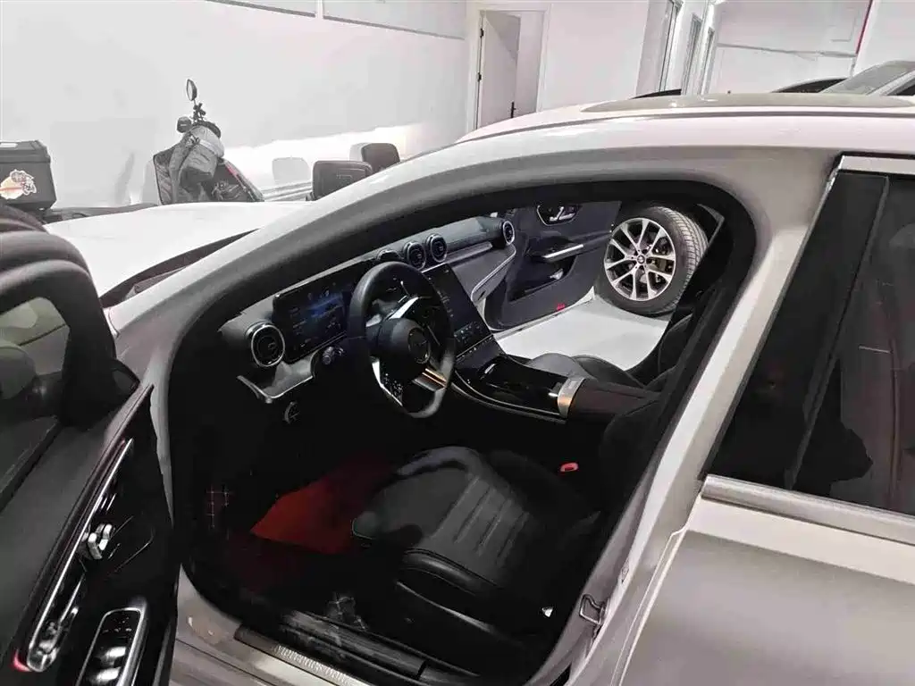 Mercedes-Benz C-Class 2024 C 200 L Sports Edition купить на сайте DeffCars