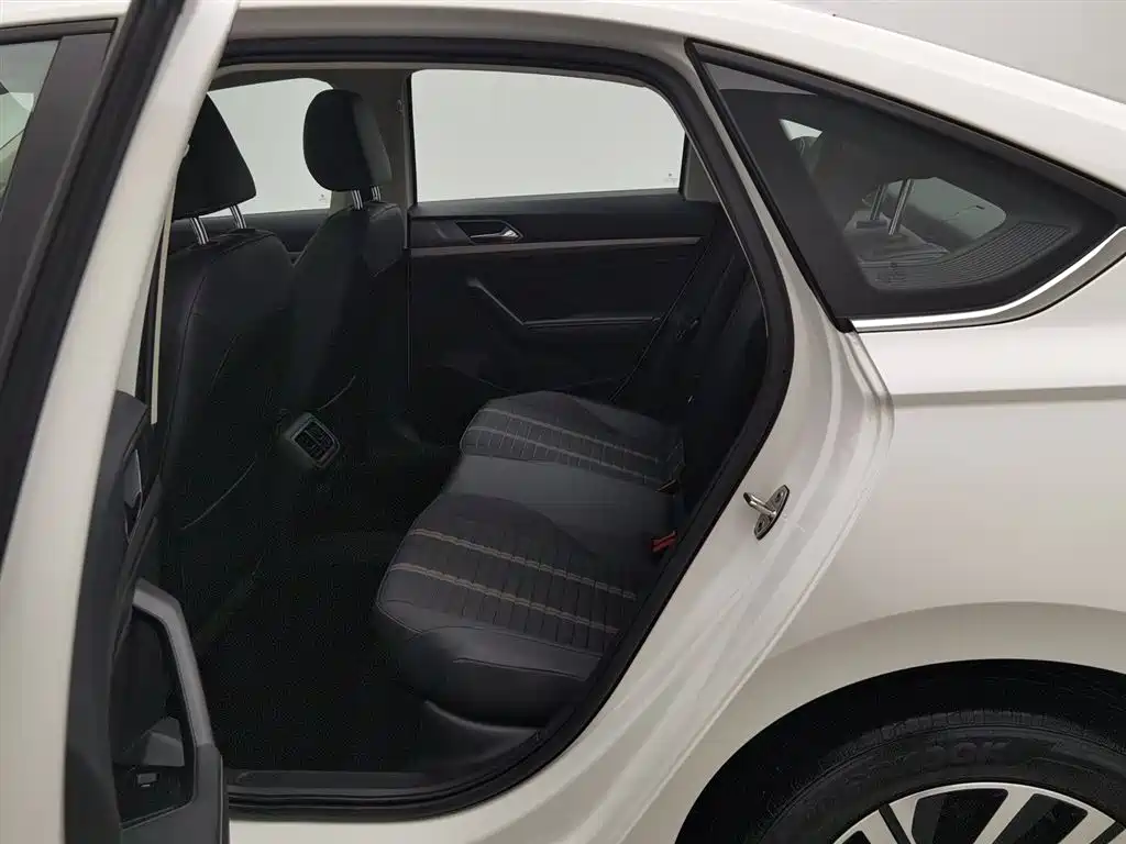 Lavida 2022 280TSI DSG Comfort Edition купить на сайте DeffCars