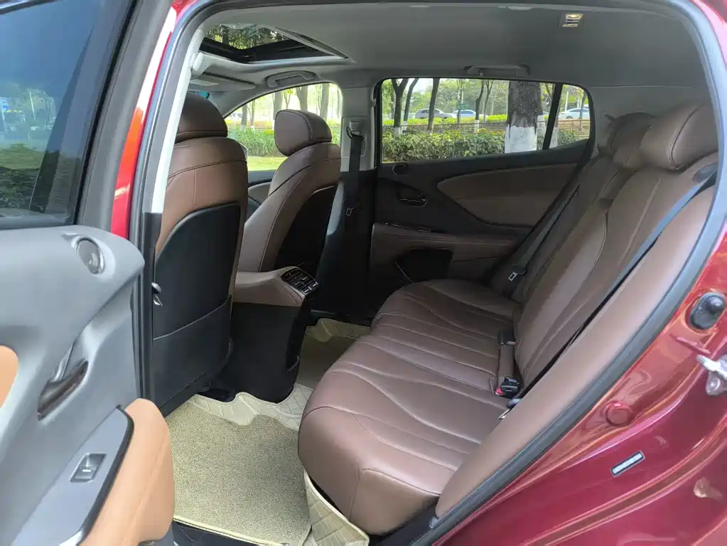 Acura CDX 2016 1.5T 2WD Exclusive Edition купить на сайте DeffCars