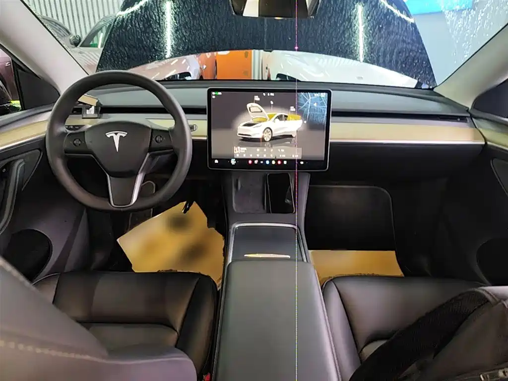 Model Y 2022 facelift rear-wheel drive version купить на сайте DeffCars